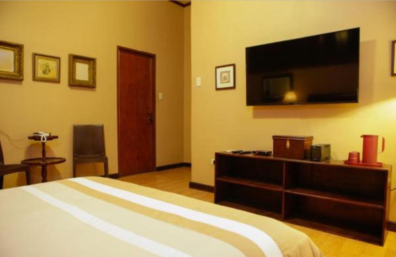 Victoria'S Haven Bed & Breakfast Dumaguete City Exterior photo