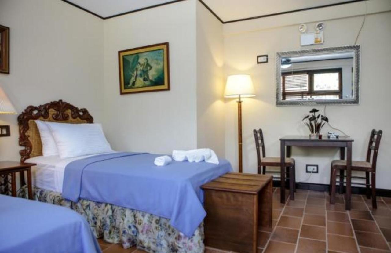 Victoria'S Haven Bed & Breakfast Dumaguete City Exterior photo